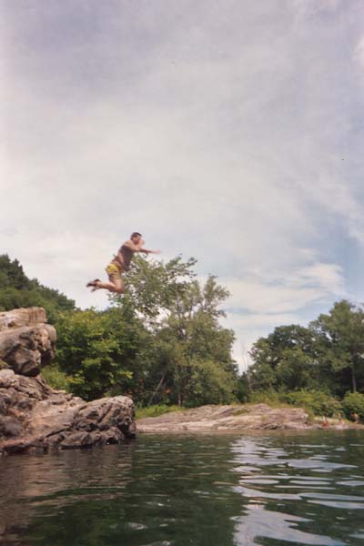 2005-07-22_13-00-22_ID